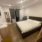 Apartment Godinovic *