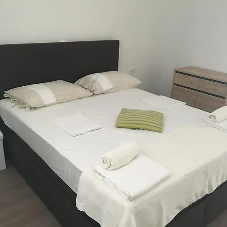 Godinovic Appartement *